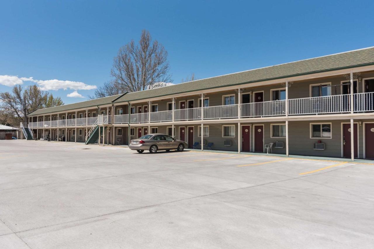 1St Interstate Inn Montrose Exteriör bild
